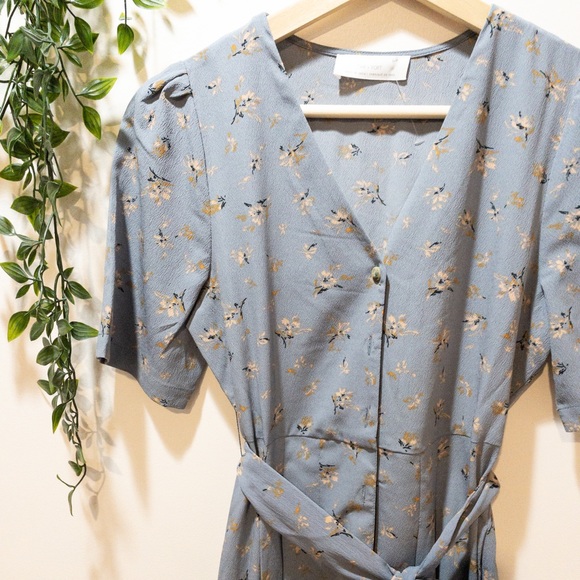 NWOT oak + fort floral dress - Picture 2 of 5